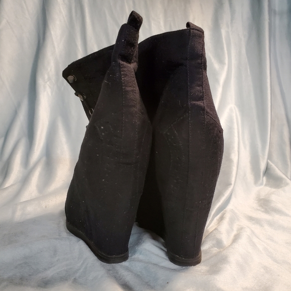 Black Suede Lace-Up Wedge Booties - Picture 4 of 4